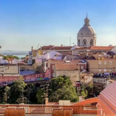 Alfama Terrace * Lissabon
